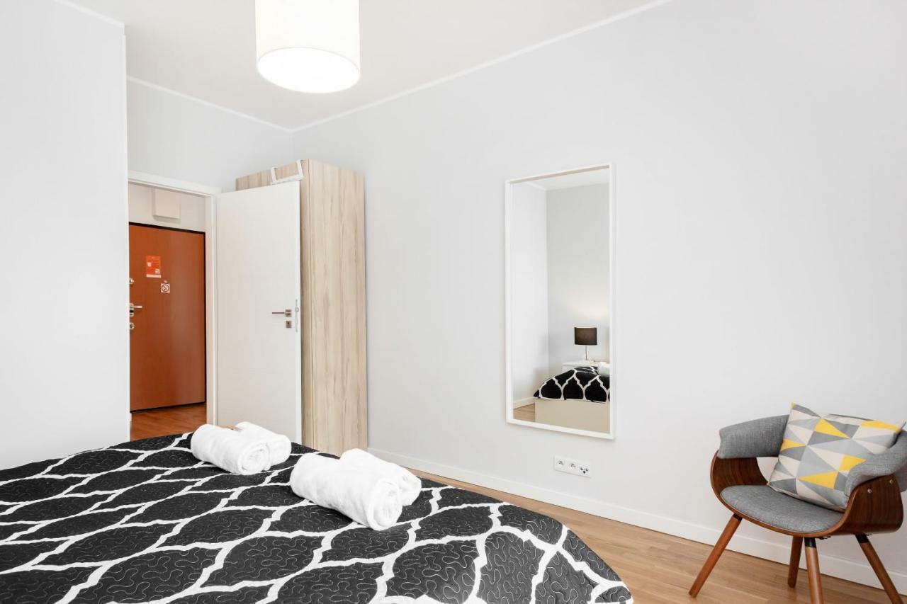 Apartment A&d By Renters *